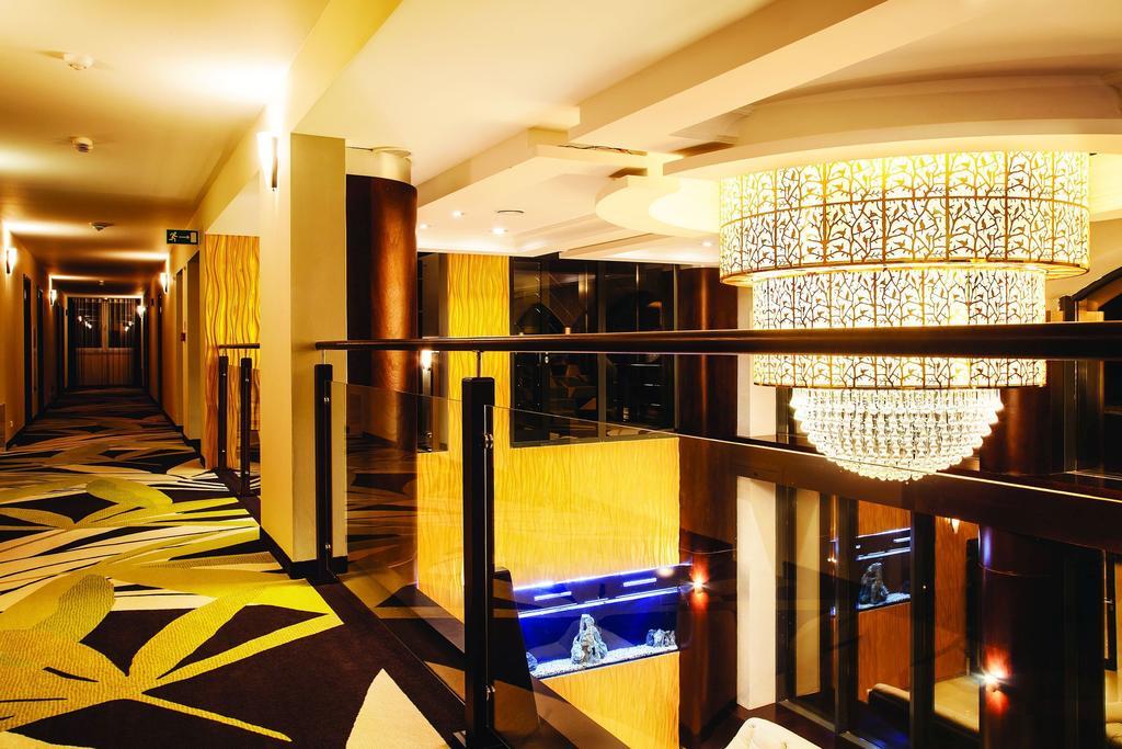 Hotel Era ชเวียราโดว์-สโดรยจ์ ภายนอก รูปภาพ